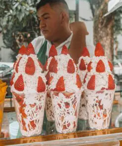 Alternative view of Walk through markets and snack like a true chilango